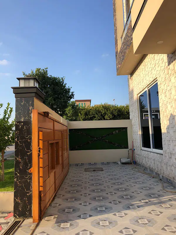 Picture of the Property