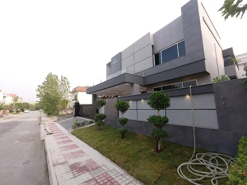 Picture of the Property